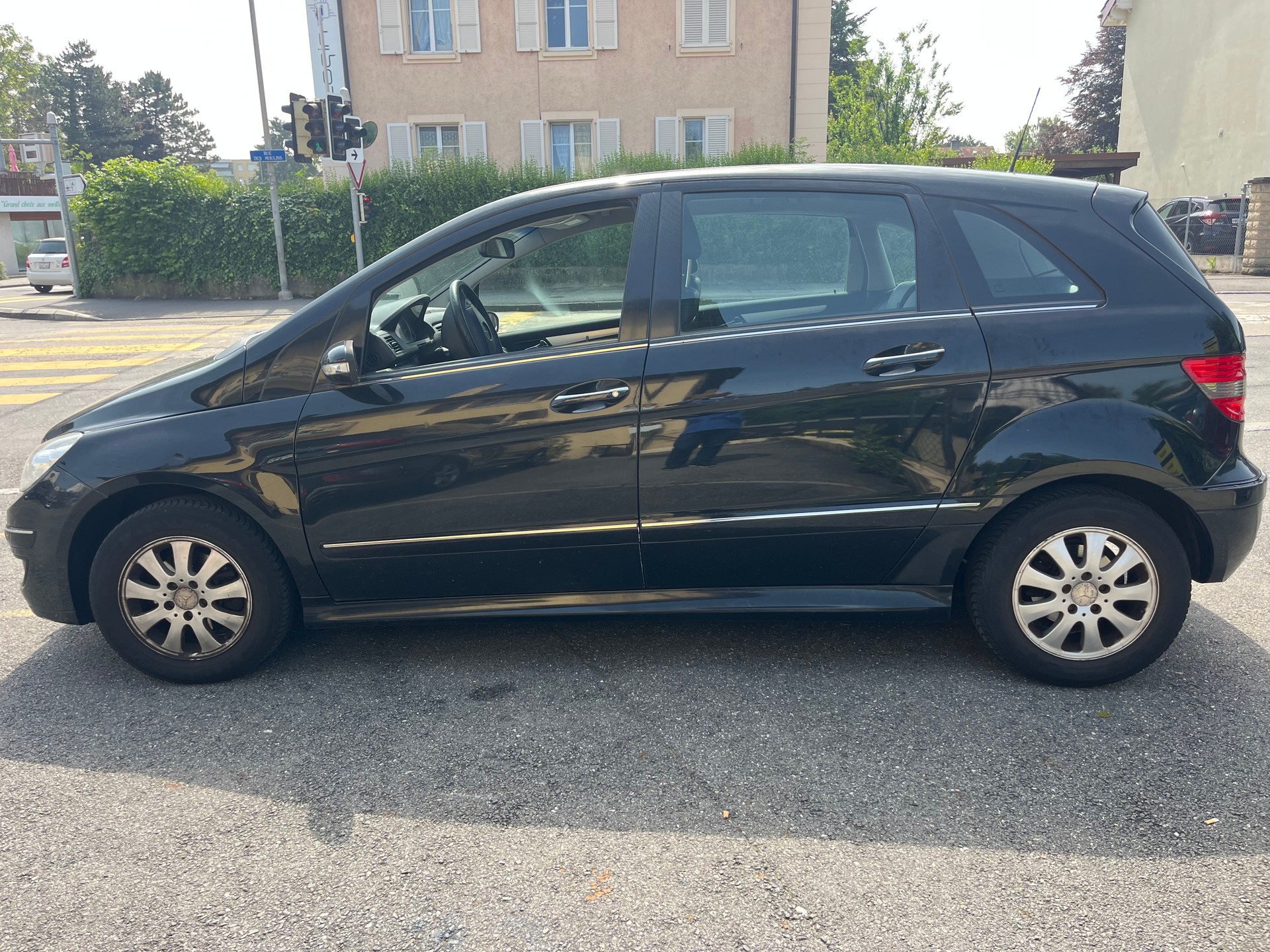 MERCEDES-BENZ B 170-image-4