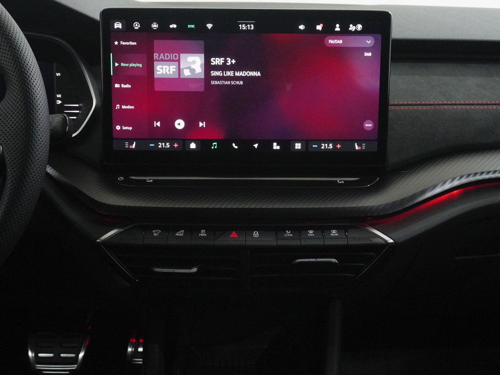 SKODA OCTAVIA 2.0 TSI RS DSG-image-15