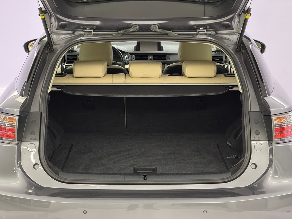 CT 200h Excellence Voll-Hybrid