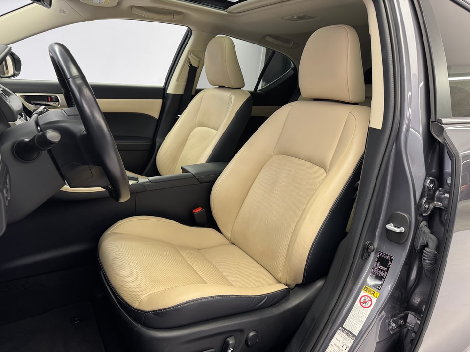 CT 200h Excellence Voll-Hybrid