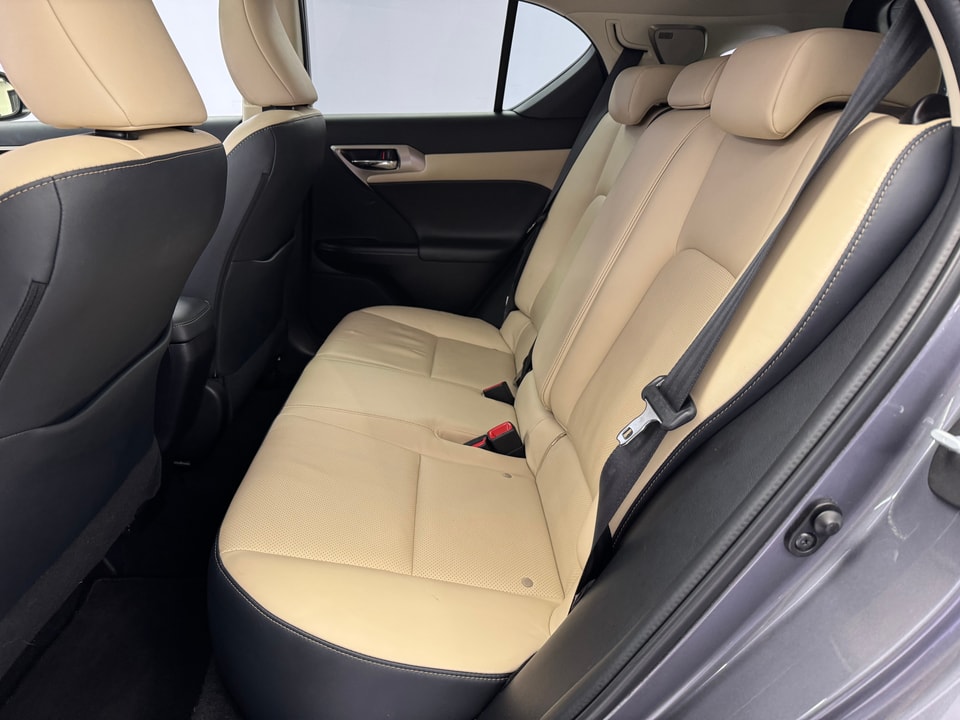 CT 200h Excellence Voll-Hybrid