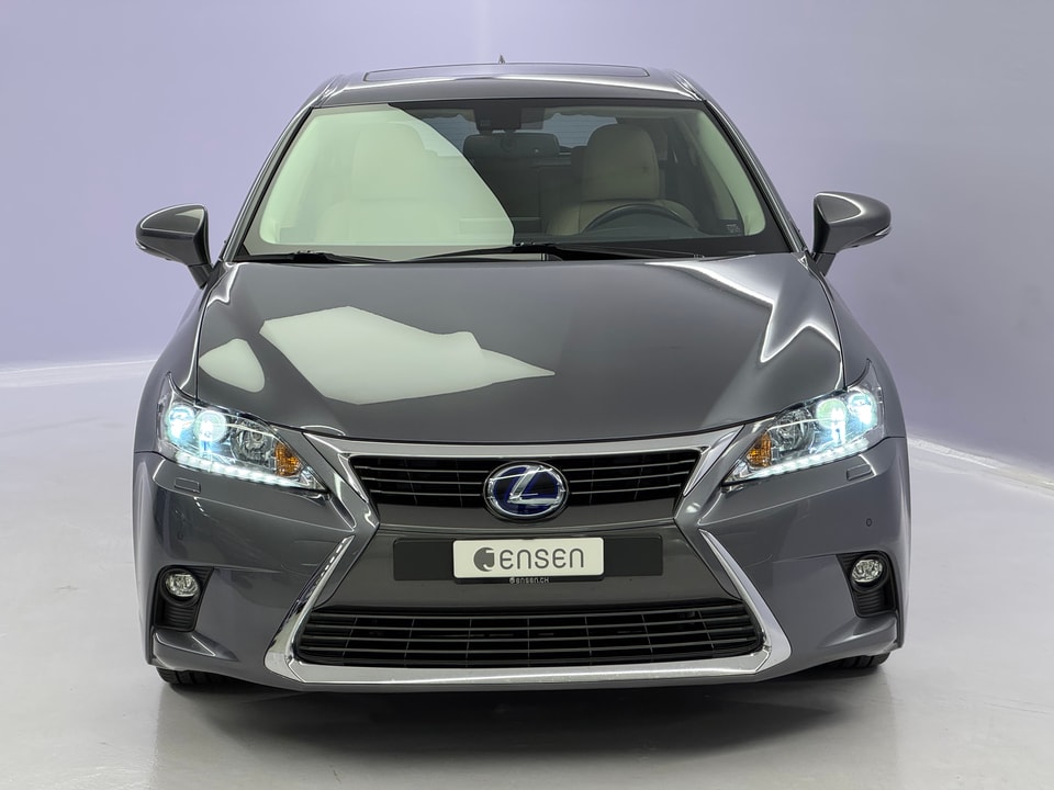 CT 200h Excellence Voll-Hybrid