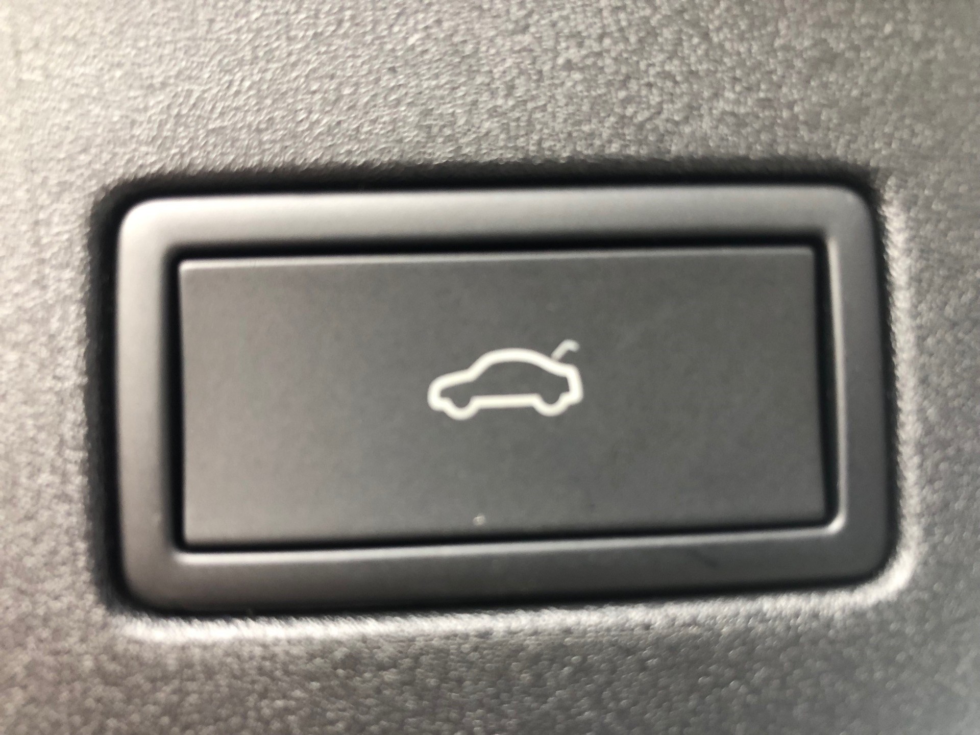 VW ID.4 Pro Performance 77 kWh-image-19