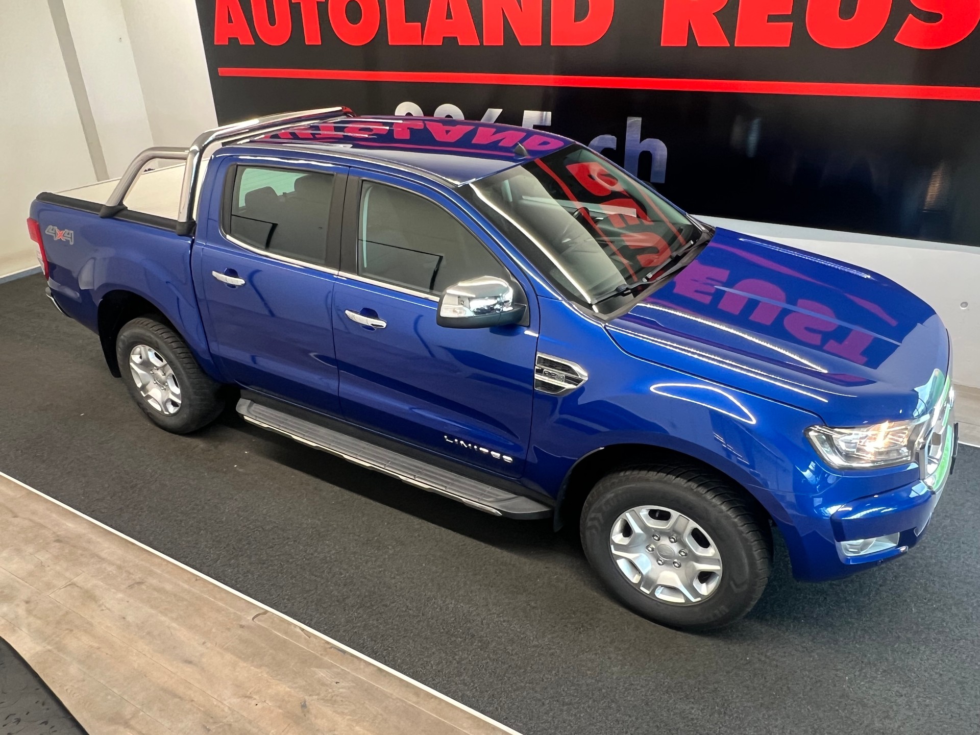 FORD Ranger LTD 3.2 TDCi 4x4 A-showroom-element-3