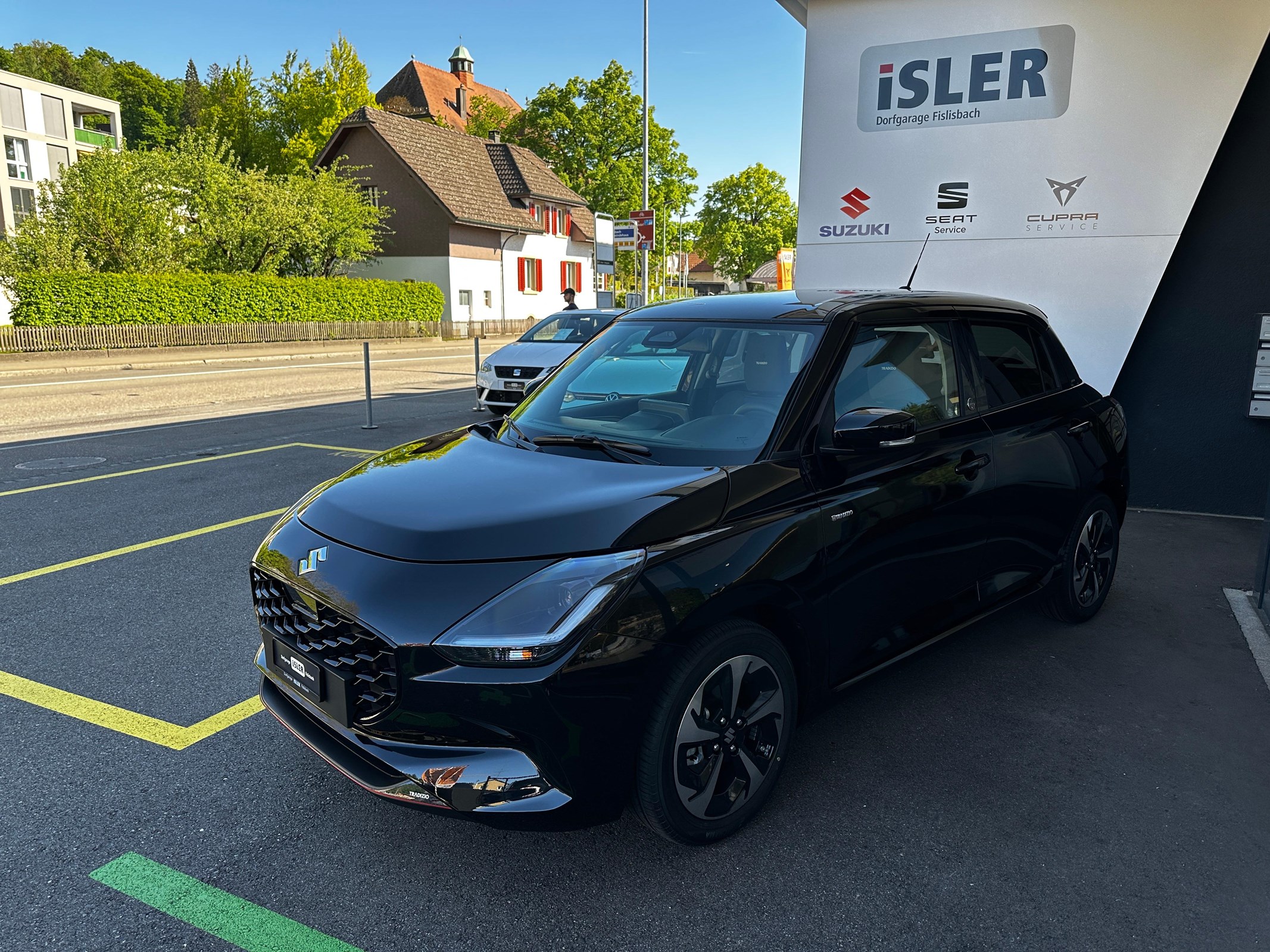 SUZUKI Swift 1.2 Tradizio (Limousine) Suzuki SUZUKI Swift 1.2 Tradizio (Limousine)