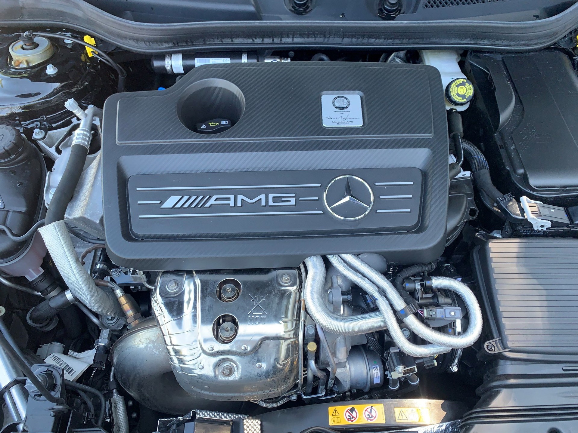 MERCEDES-BENZ CLA Shooting Brake 45 AMG 4Matic Speedshift-image-14