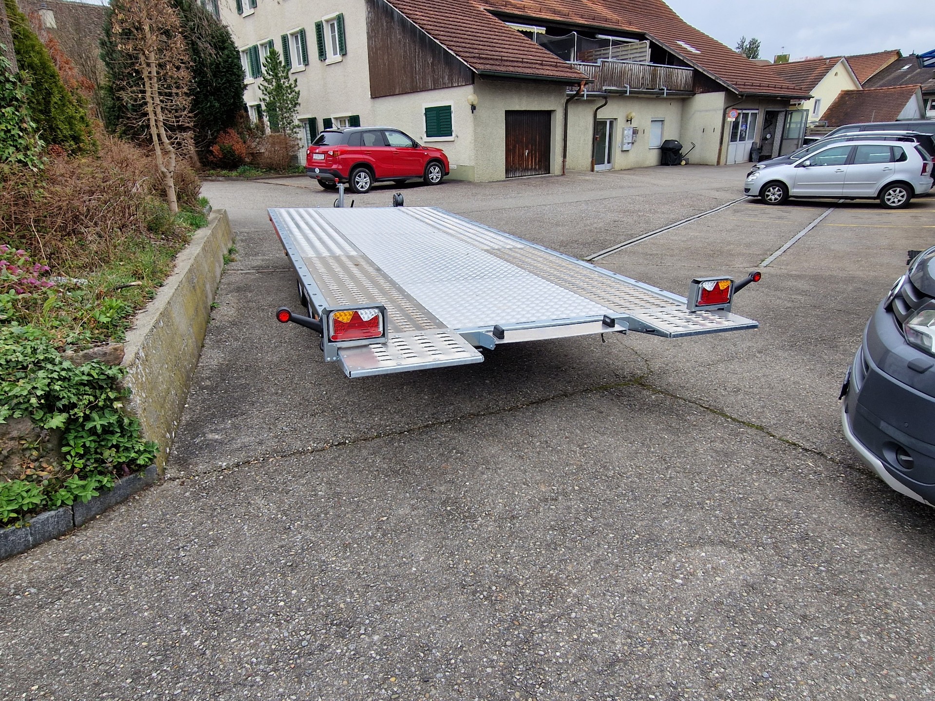 LORRIES PLI35-5021-image-12