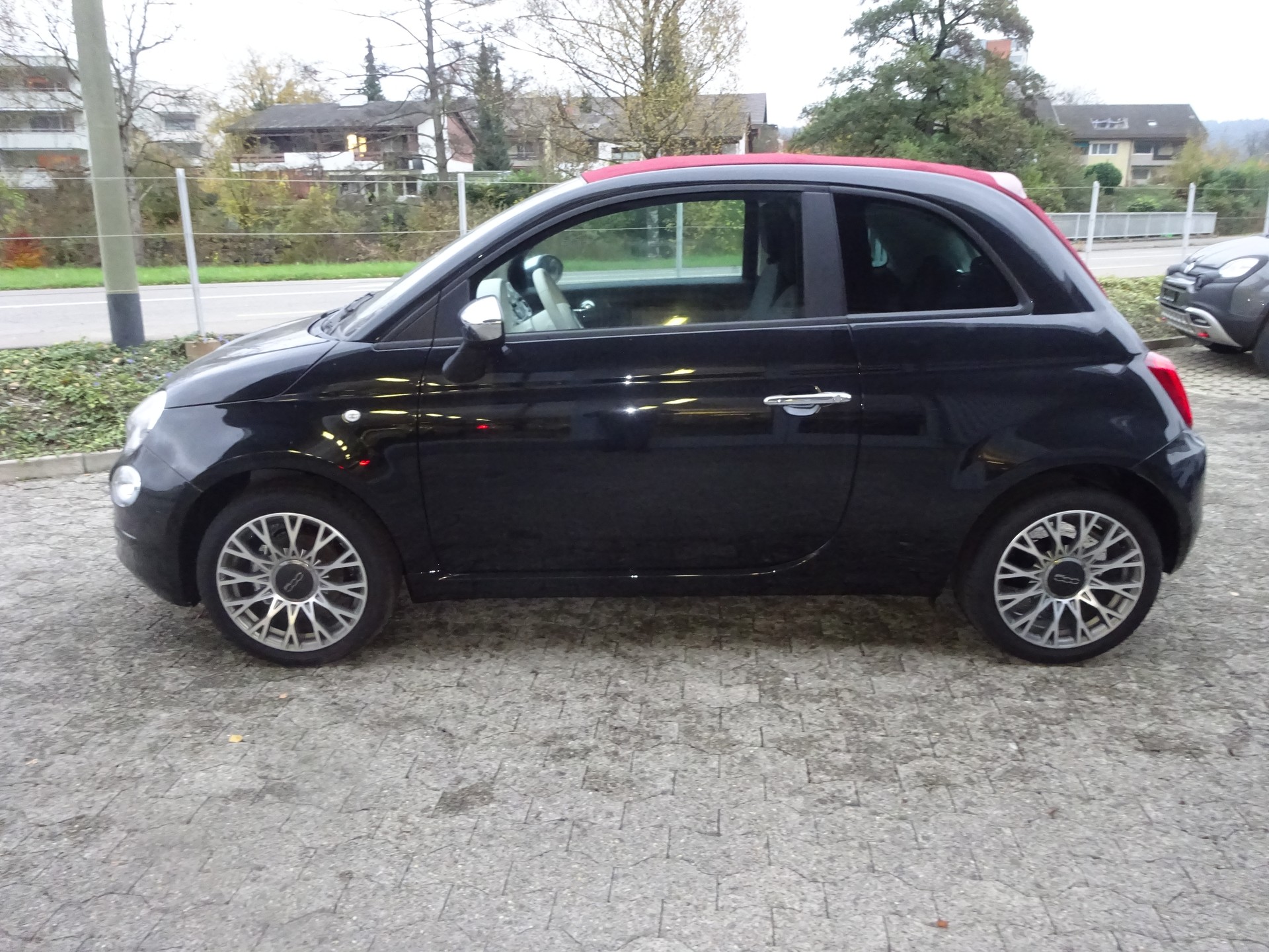 FIAT 500C 1.0 N3 MildHybrid Swiss Edition-image-5