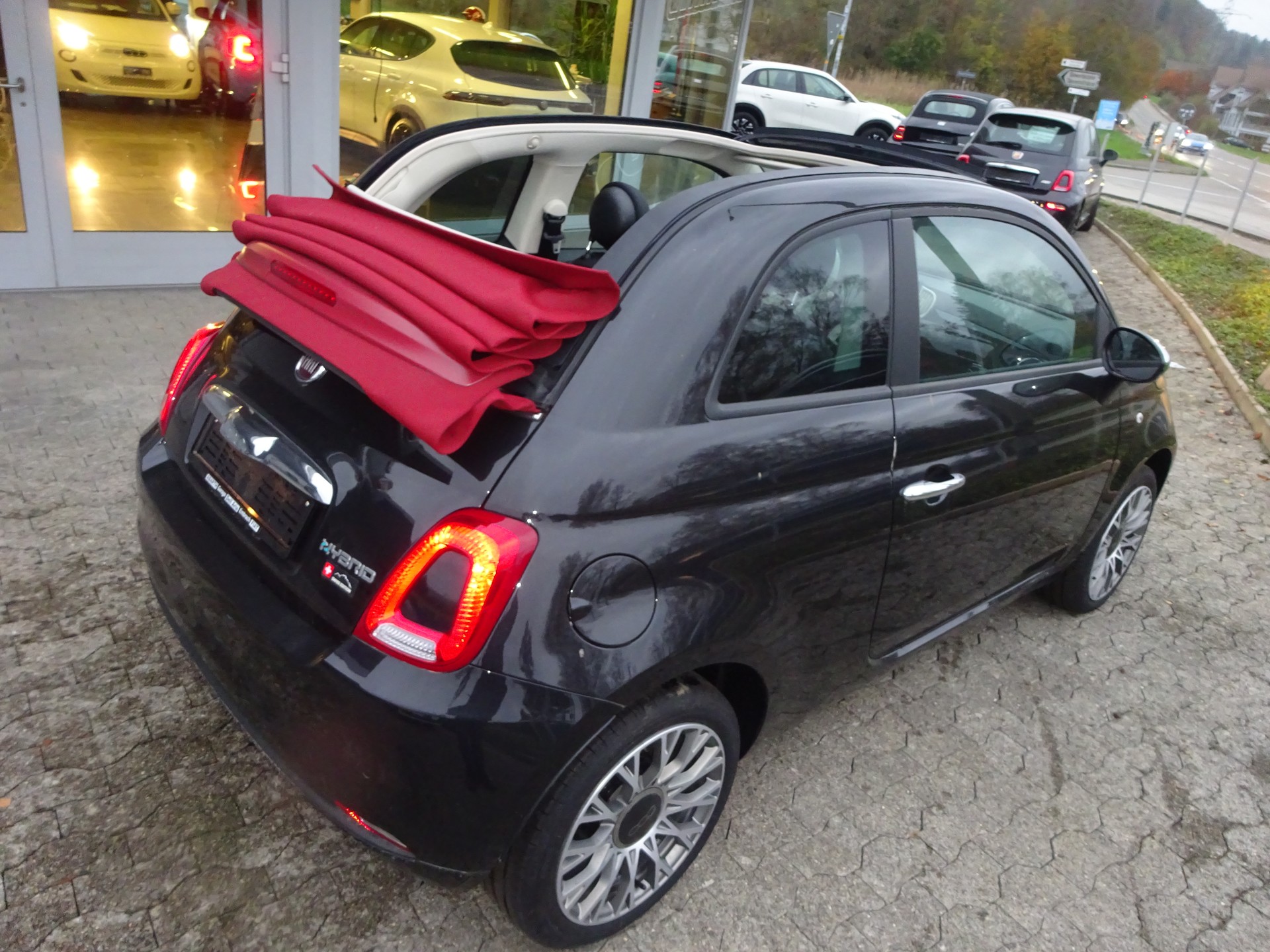 FIAT 500C 1.0 N3 MildHybrid Swiss Edition-image-10