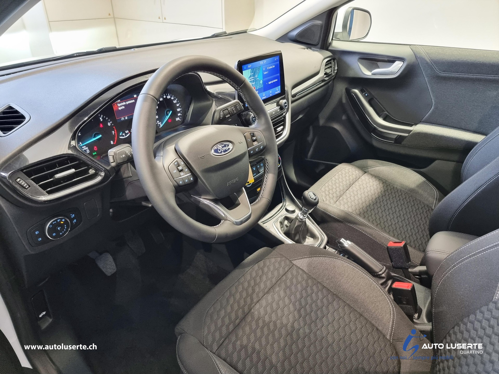 FORD Puma 1.0 EcoB Hybrid 125 Titanium-showroom-element-2