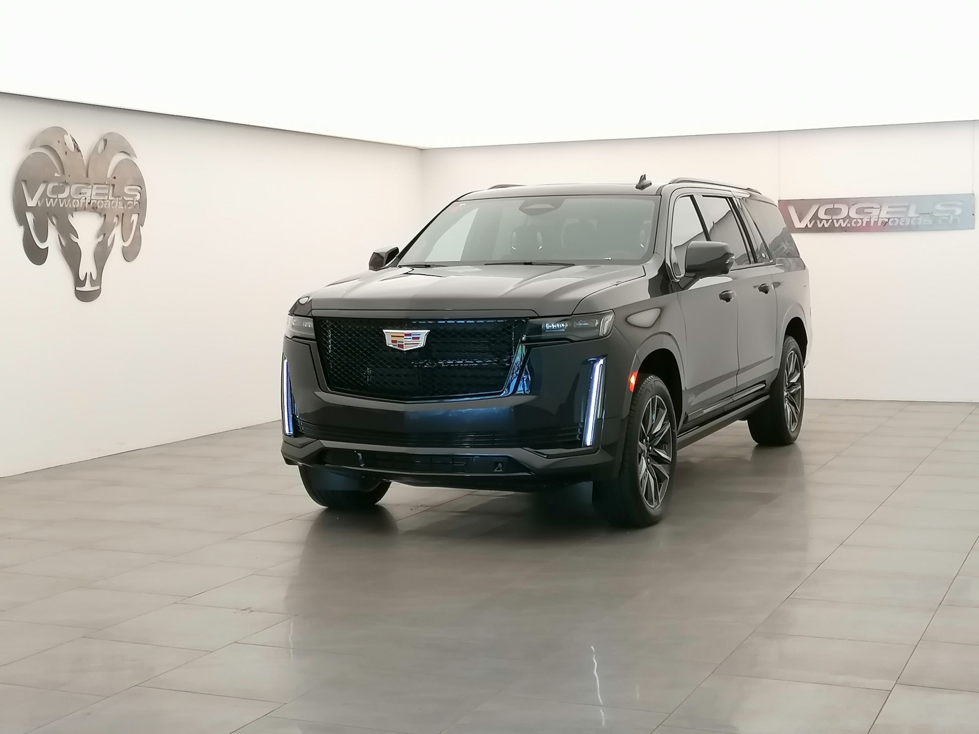 CADILLAC ESCALADE 6.2 ESV Platinum Sport AWD