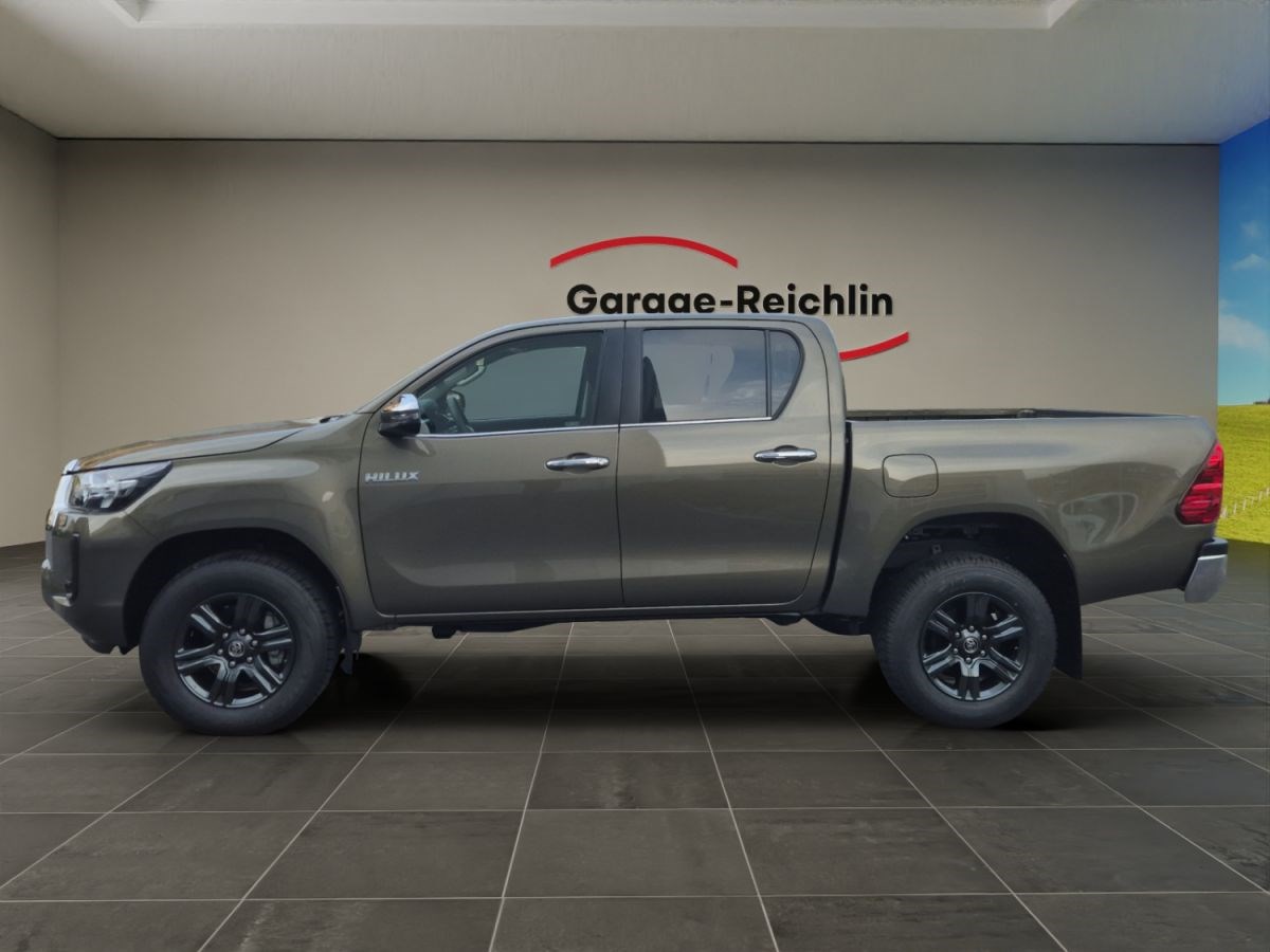 TOYOTA Hilux Double Cab Pickup 2.4 D-4D 150 Style-showroom-element-1