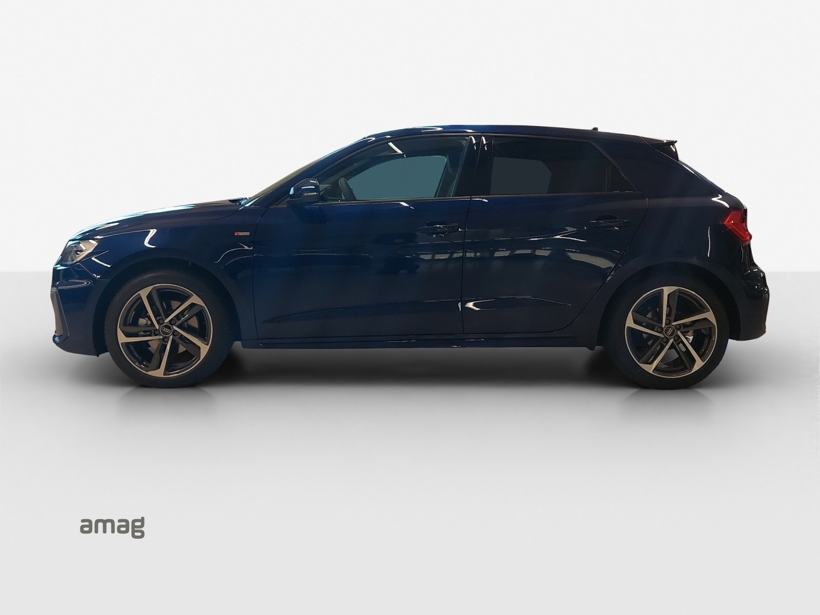AUDI A1 Sportback 30 TFSI S Line Attraction-showroom-element-1