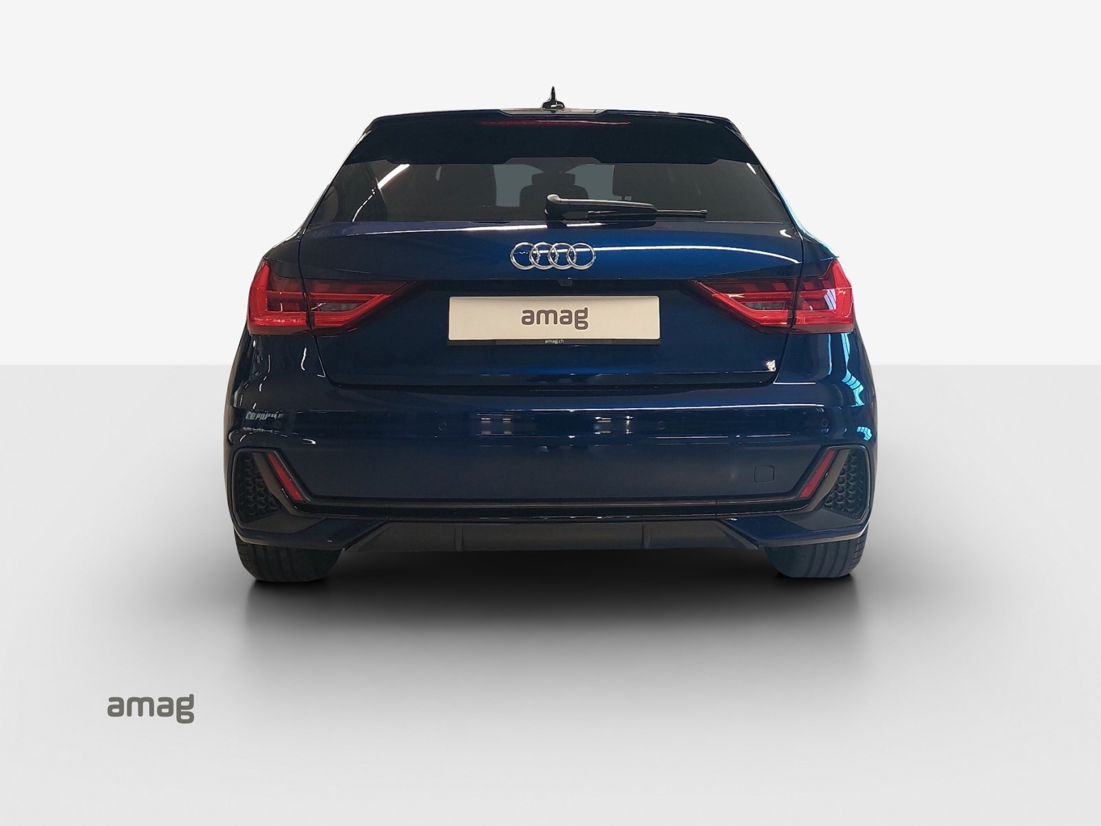 AUDI A1 Sportback 30 TFSI S Line Attraction-showroom-element-3