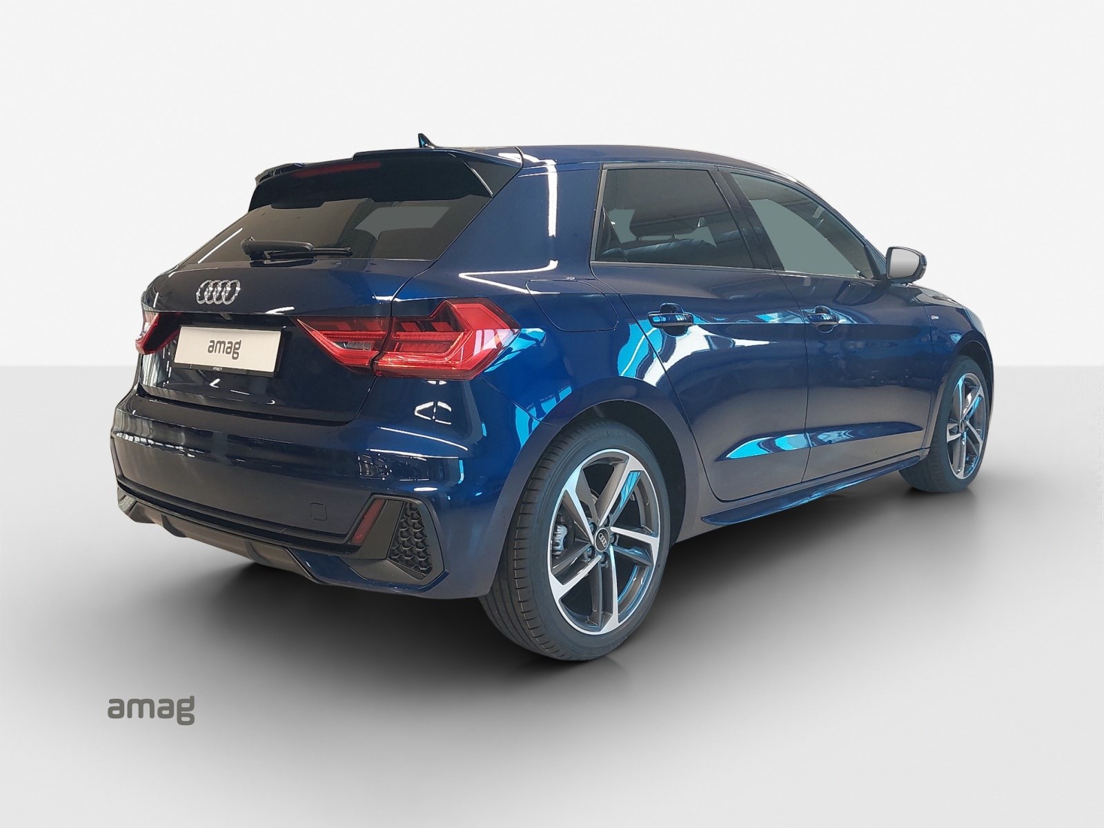 AUDI A1 Sportback 30 TFSI S Line Attraction-image-4