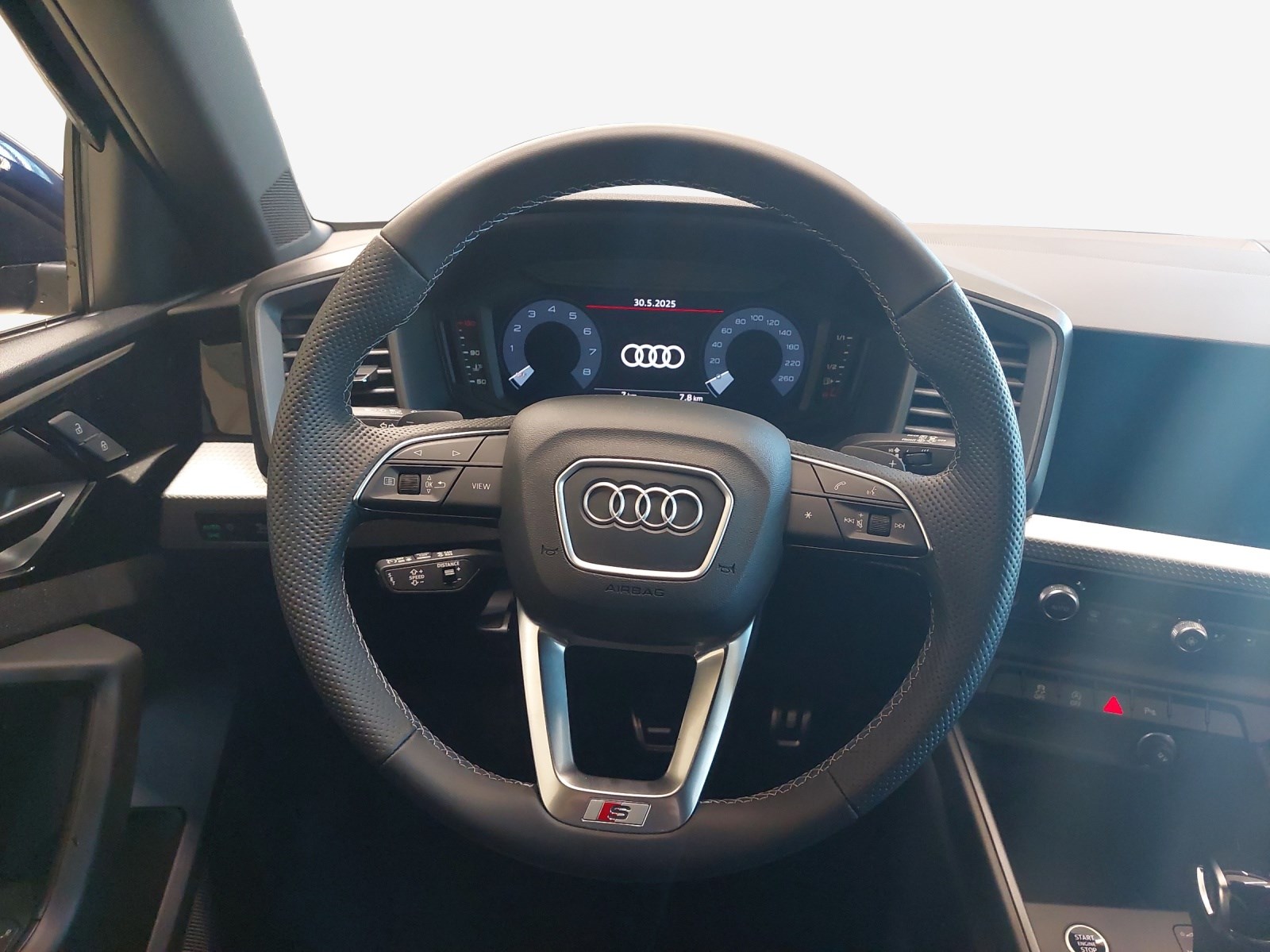 AUDI A1 Sportback 30 TFSI S Line Attraction-image-9