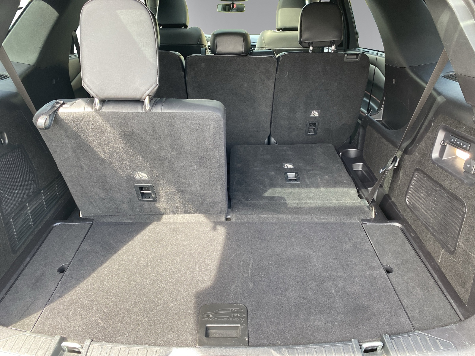 Image FORD EXPLORER Explorer 3.0 EcoB. Plug-in-Hybrid ST-Line 4WD Aut.