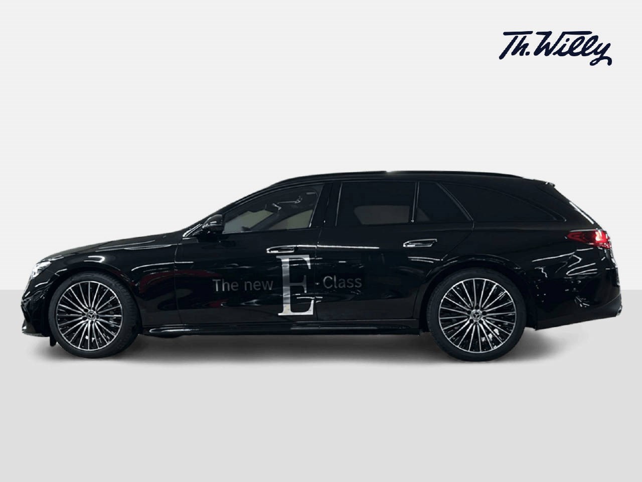 MERCEDES-BENZ E 220 d AMG Line Kombi-showroom-element-1
