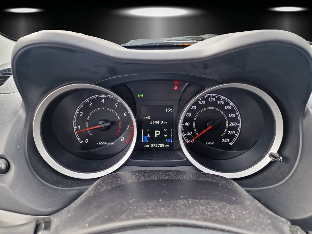 MITSUBISHI Lancer Sportback 1.8 MIVEC Invite CVT-image-12
