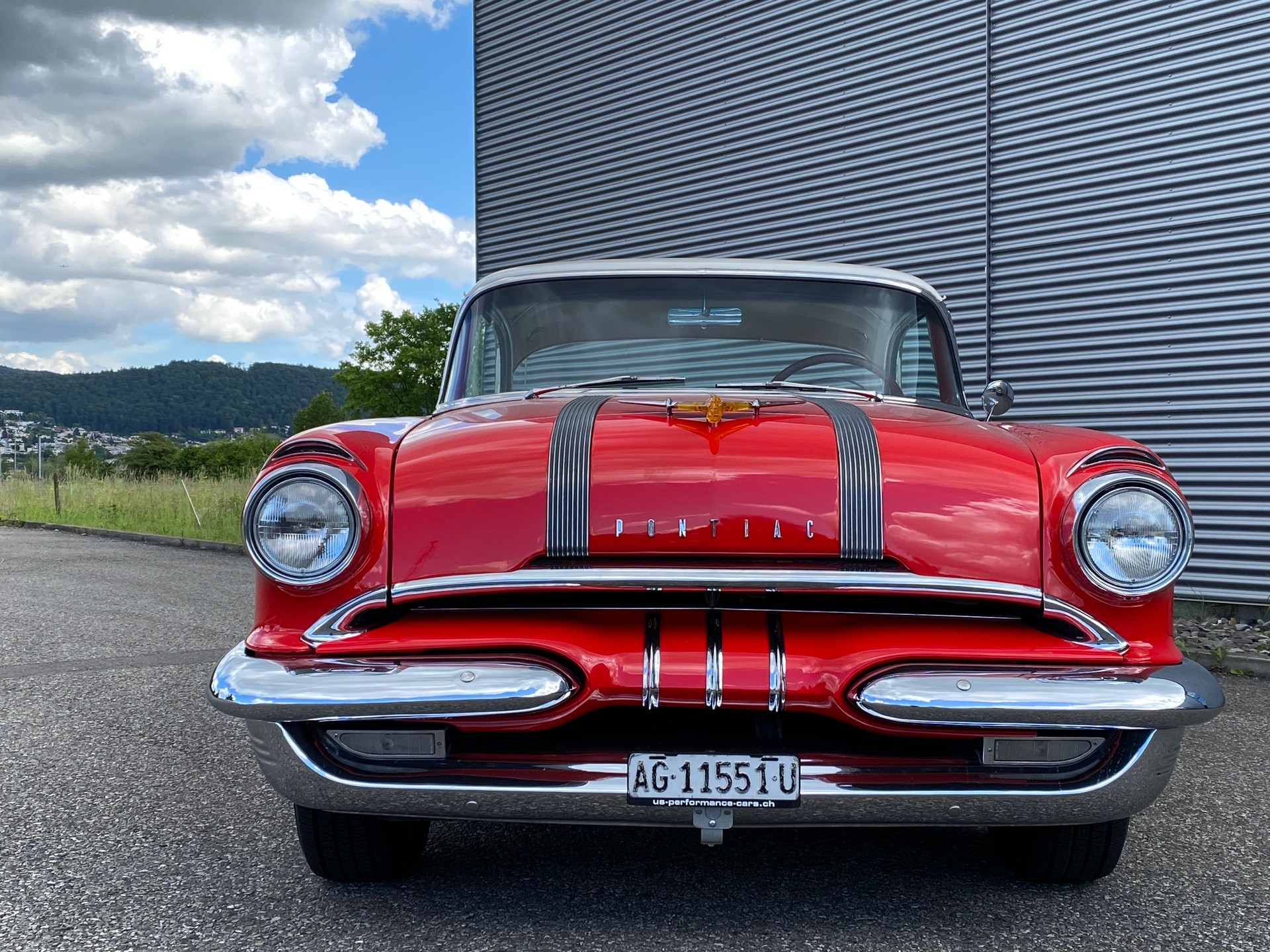 PONTIAC STAR CHIEF-showroom-element-2