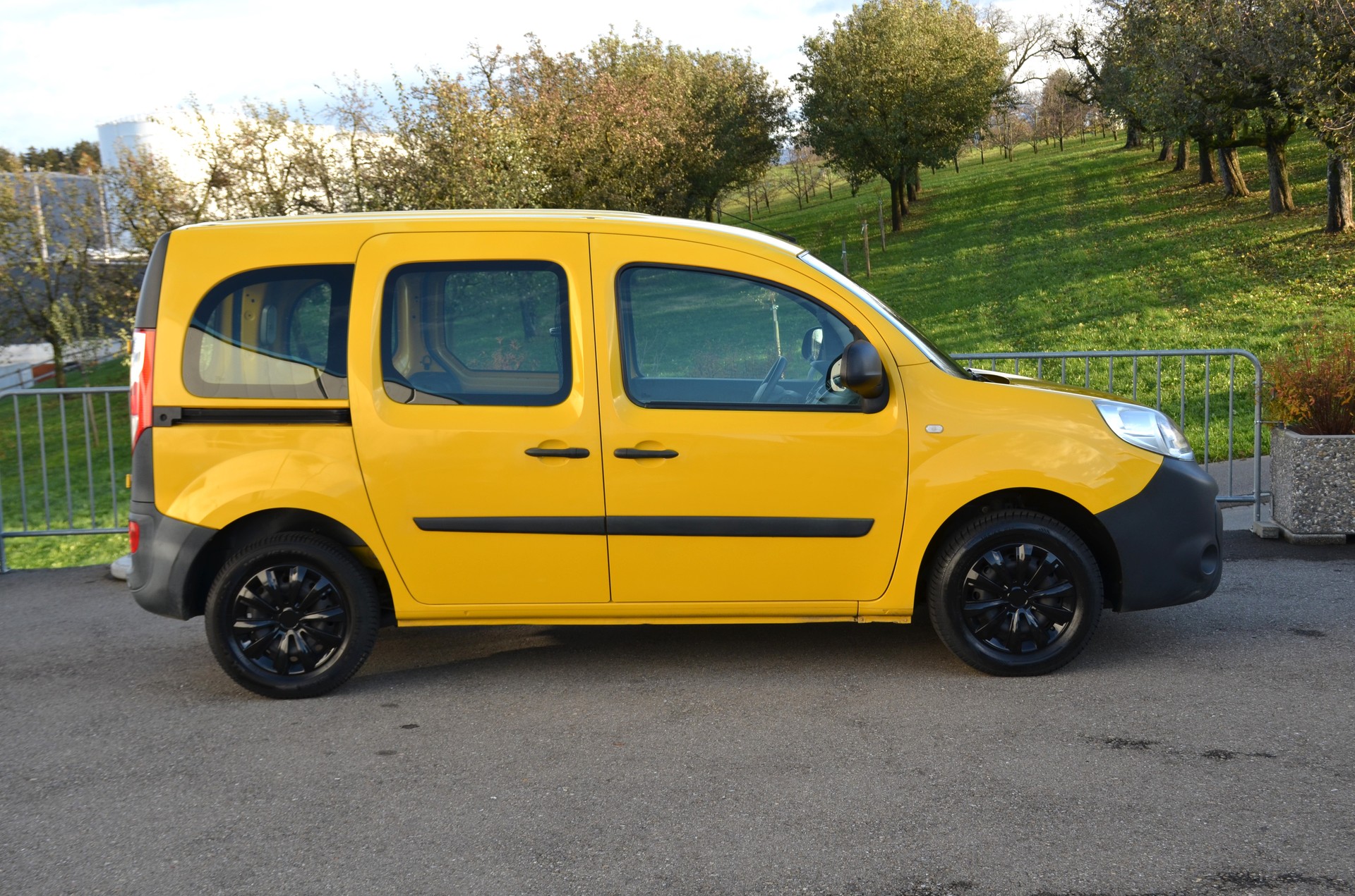 RENAULT KANGOO-image-2