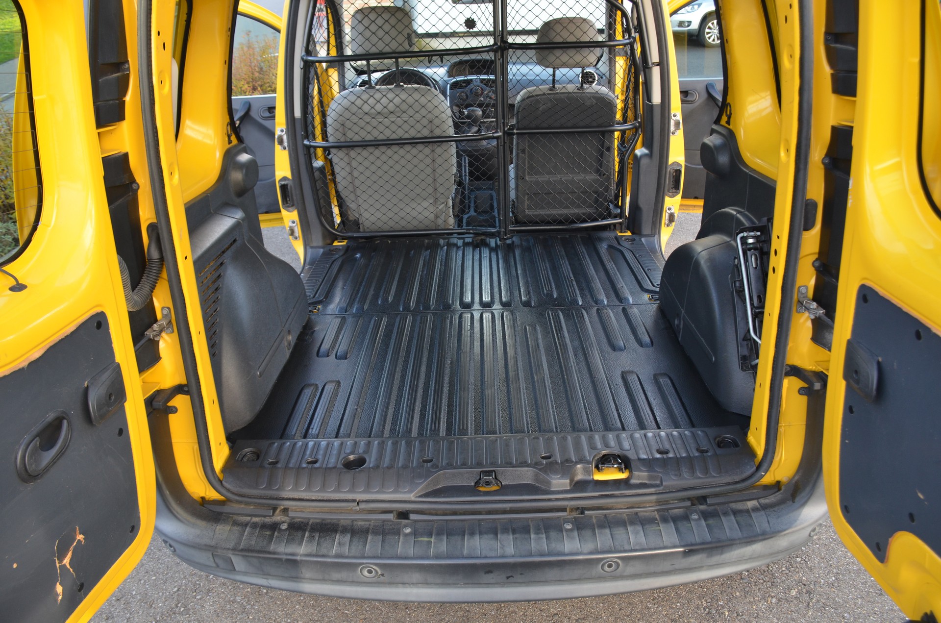 RENAULT KANGOO-image-12