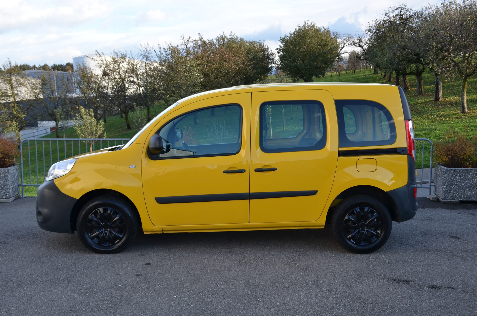 RENAULT KANGOO-image-3