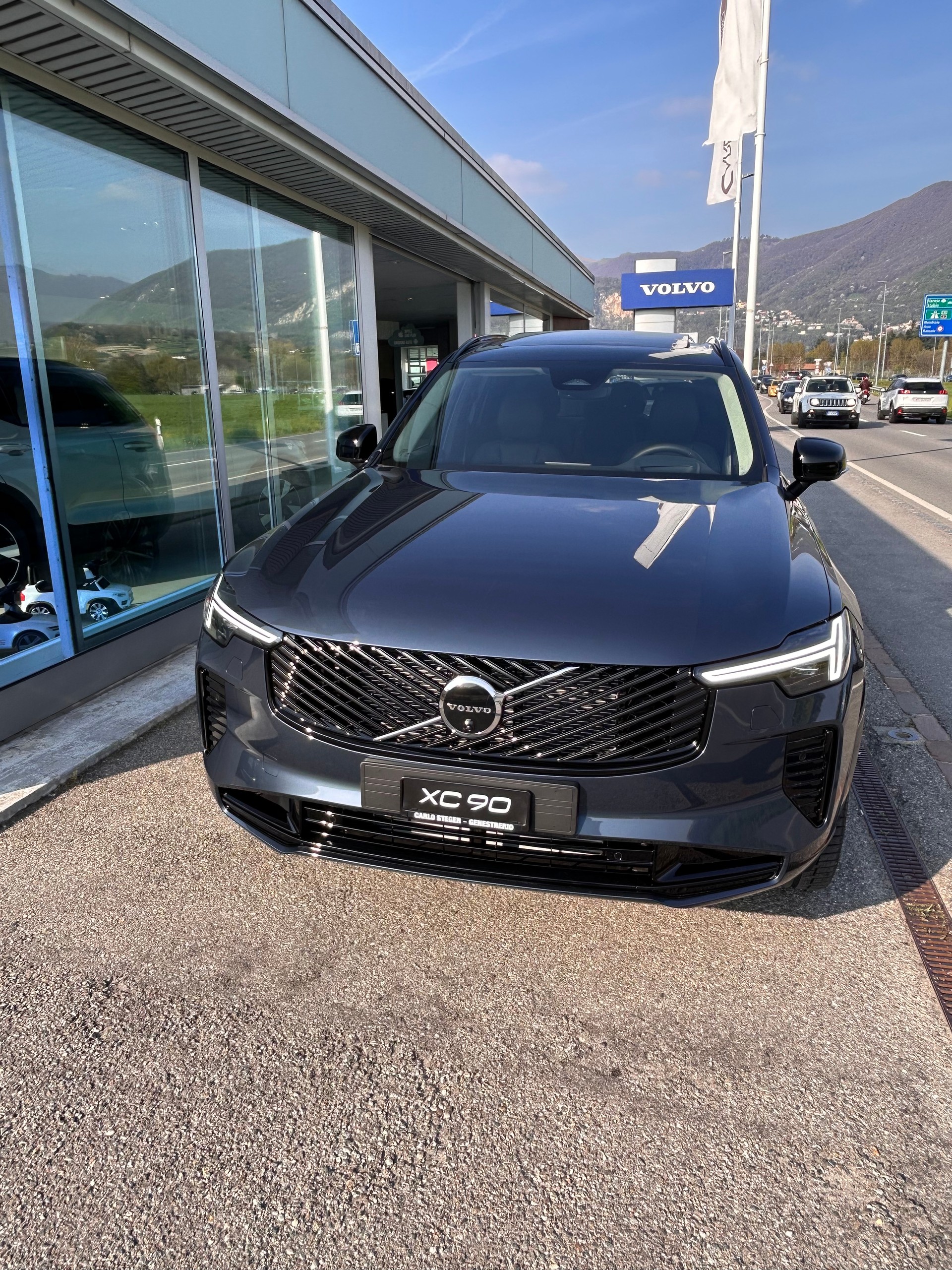 VOLVO XC90 T8 eAWD PluginHybrid Ultra Dark Geartronic-showroom-element-2