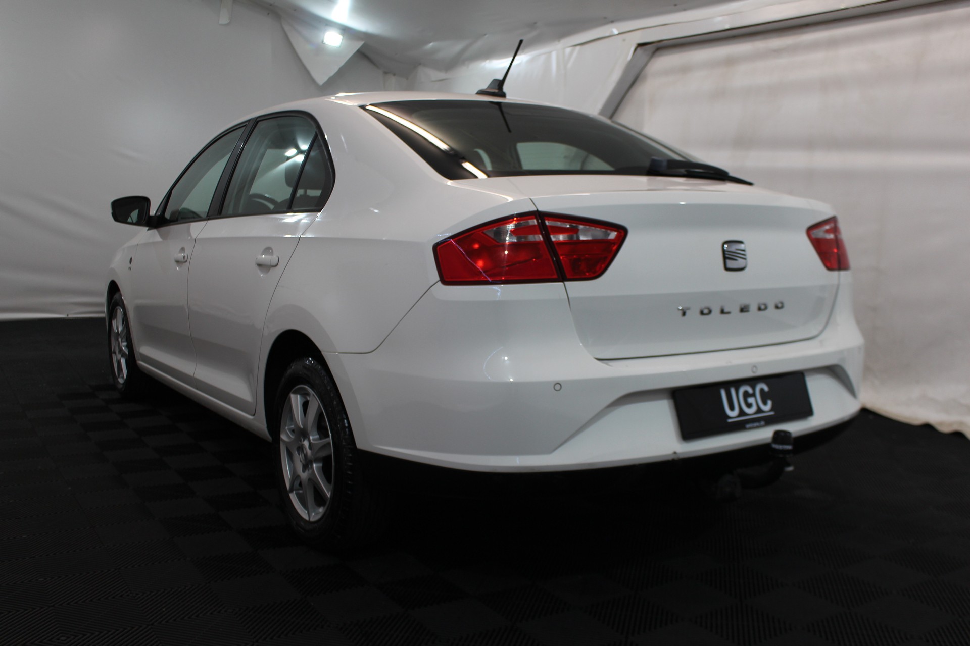 SEAT Toledo 1.4 TSI Style DSG-showroom-element-3