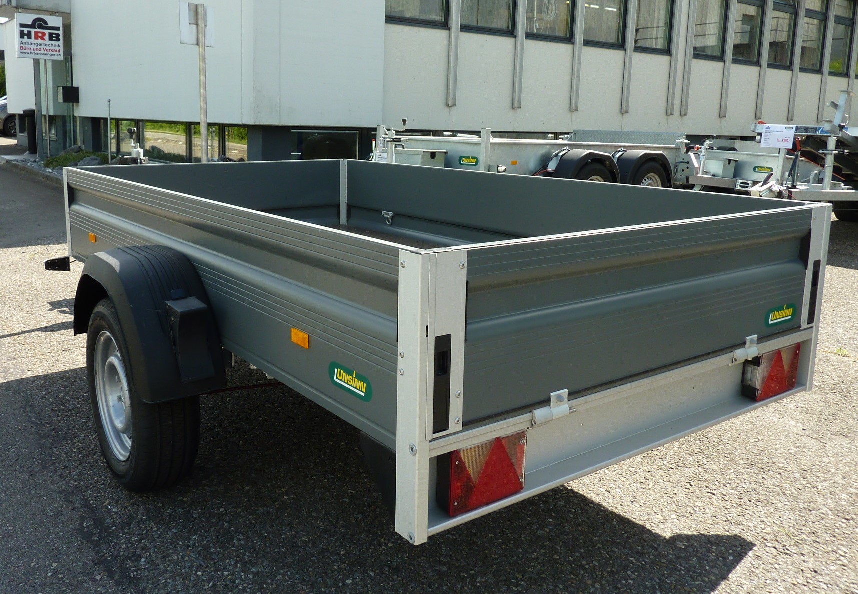 UNSINN Tieflader UT 2514-13-14-showroom-element-1