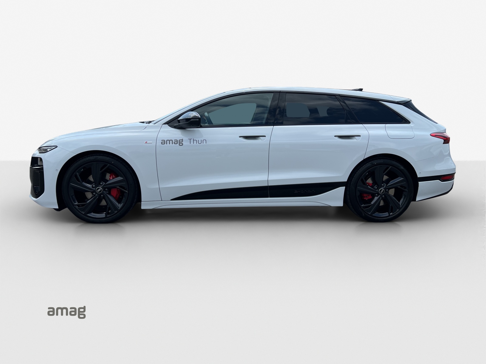 AUDI A6 Avant e-tron quattro-showroom-element-1