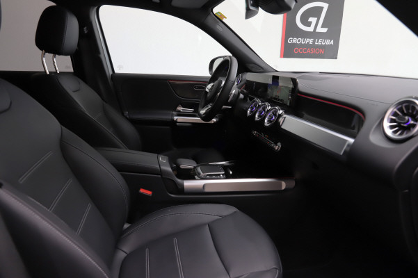 Image MERCEDES-BENZ GLB-220 GLB 220 d AMG Line 4 MAT.