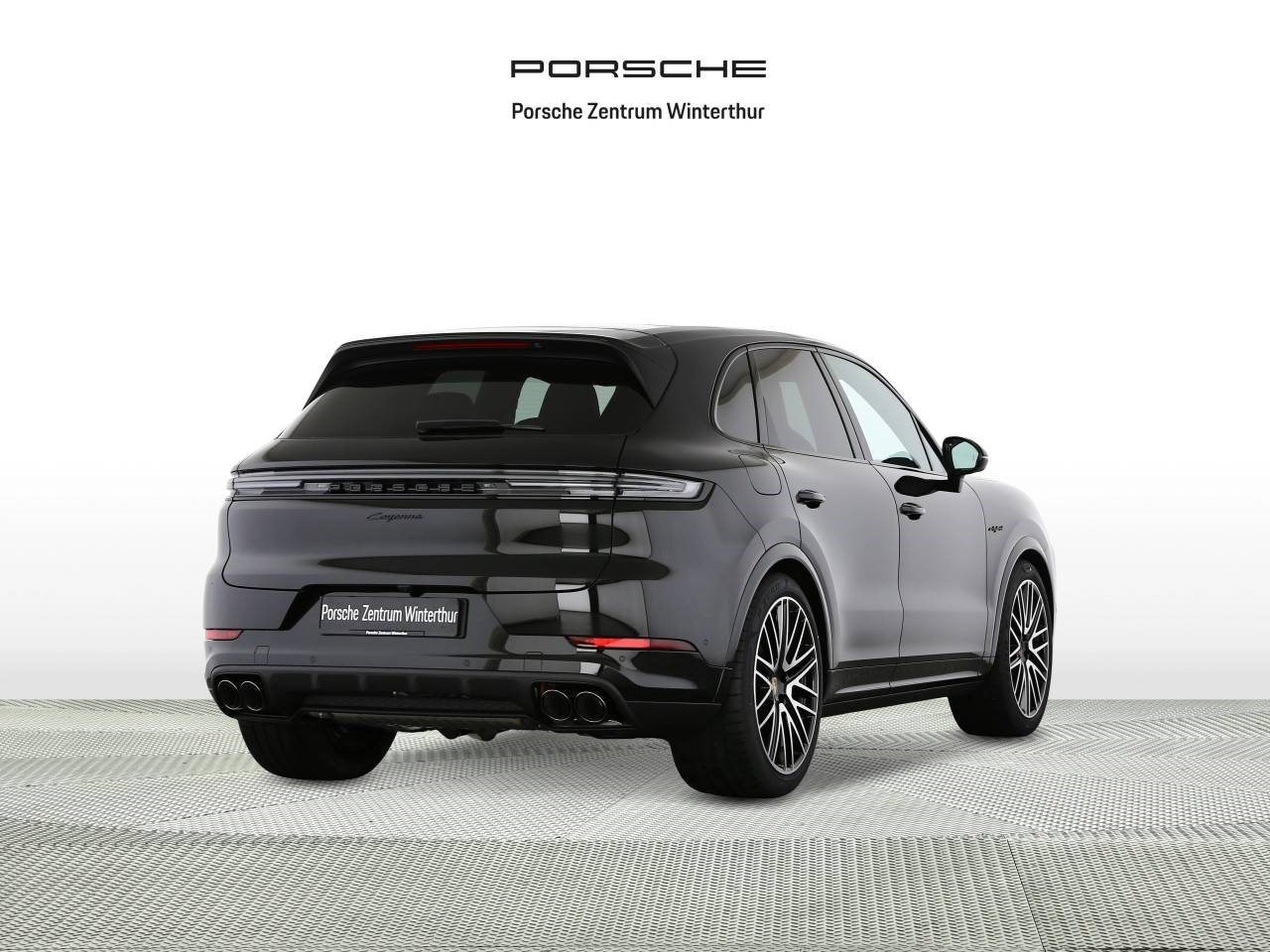 PORSCHE CAYENNE E-HYBRID-showroom-element-2
