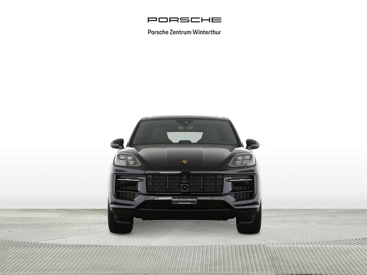 PORSCHE CAYENNE E-HYBRID-showroom-element-3