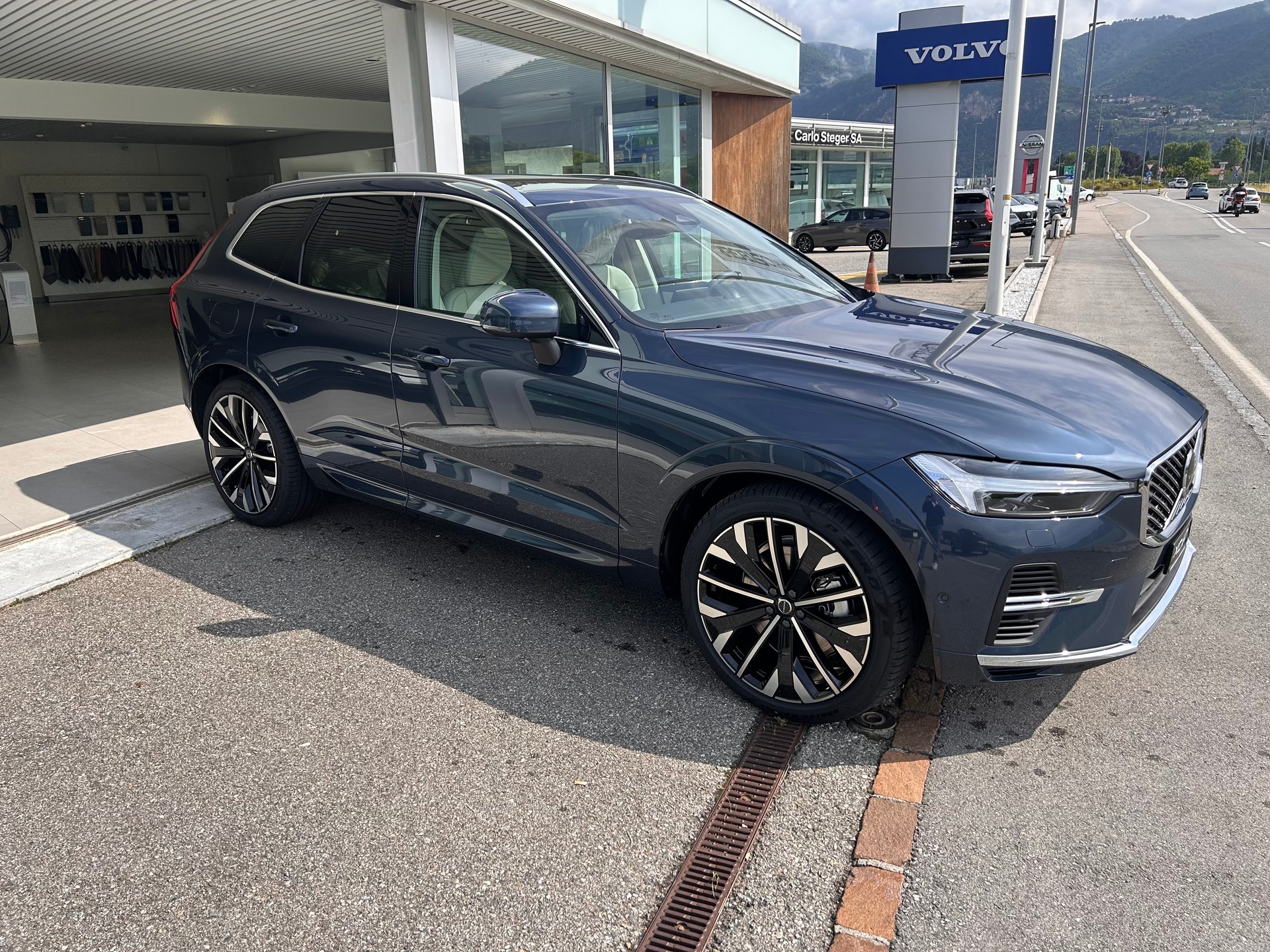 VOLVO XC60 T8 eAWD PluginHybrid Ultra Bright Geartronic