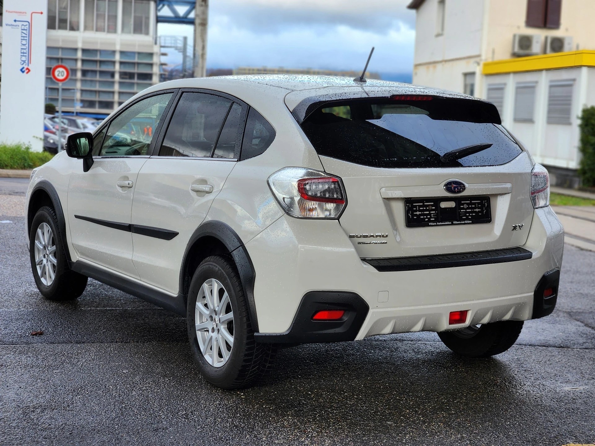 SUBARU XV 2.0 Swiss One AWD-showroom-element-3