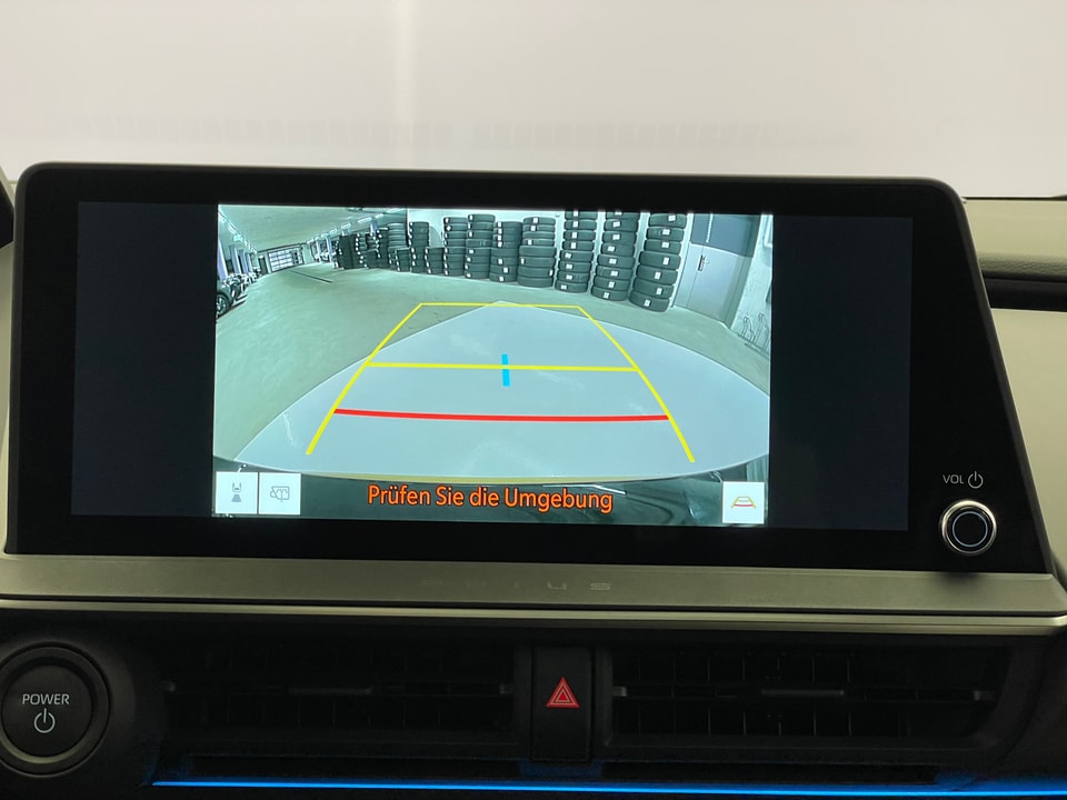 Prius Plug-in Hybrid 2.0 Style