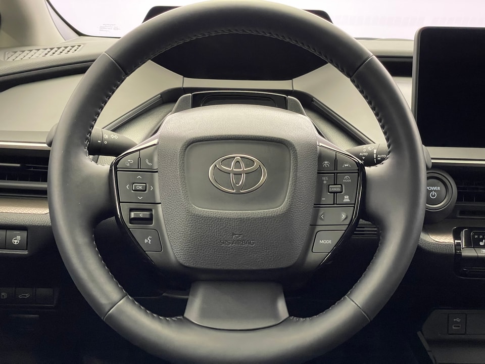 Prius Plug-in Hybrid 2.0 Style