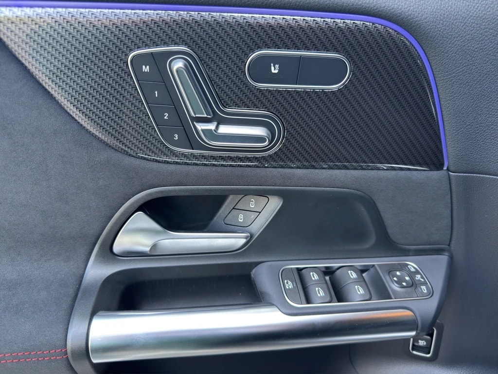 Image MERCEDES-BENZ GLA-220 GLA 220 4Matic 8G-DCT