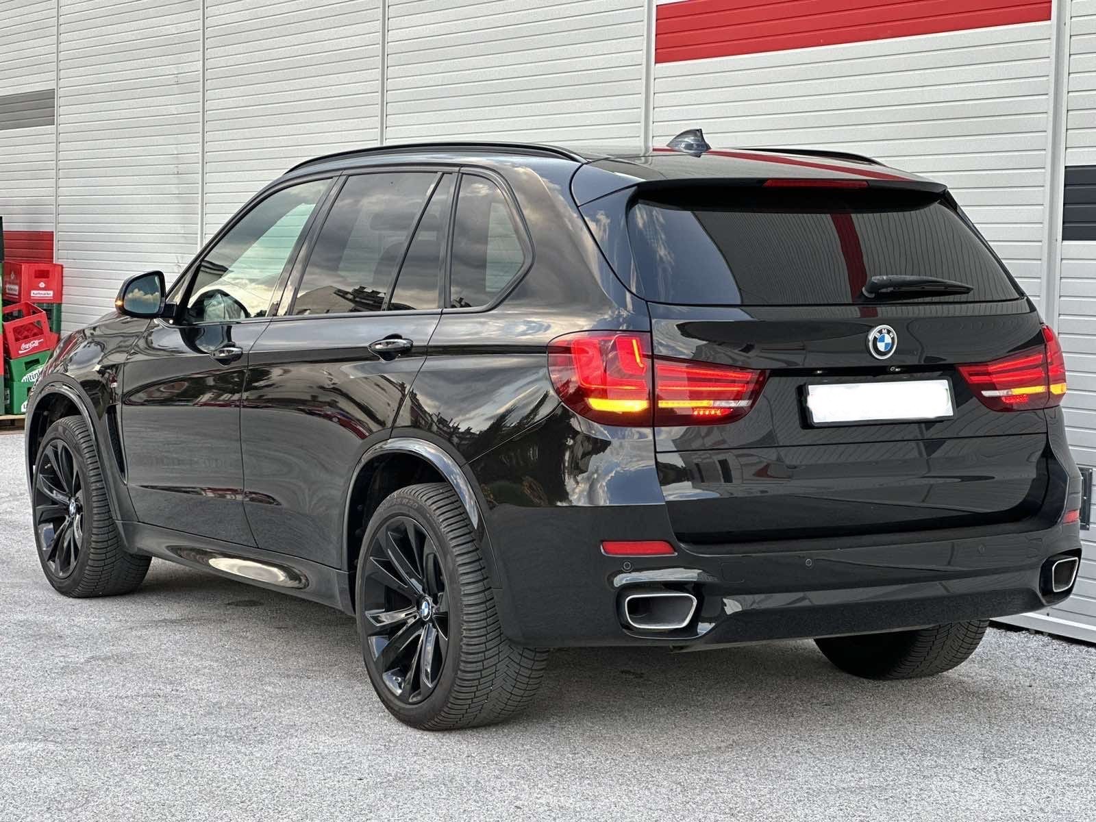 BMW X5 xDrive 40d Steptronic-showroom-element-3