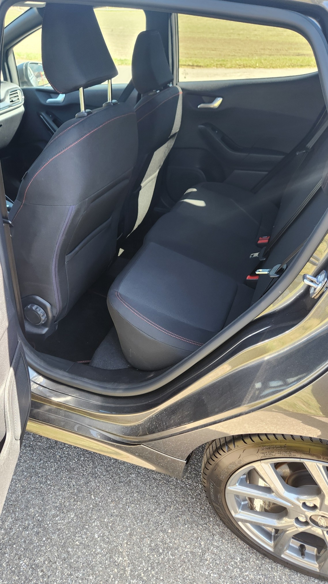 FORD Fiesta 1.0 SCTi MHEV ST Line X Automat-image-15