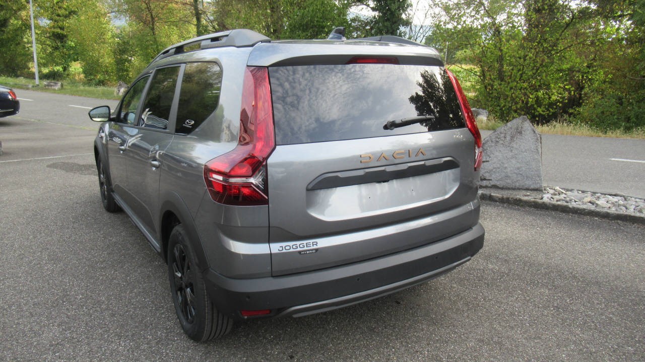 DACIA Jogger 1.6 Hybrid Extreme+-image-2