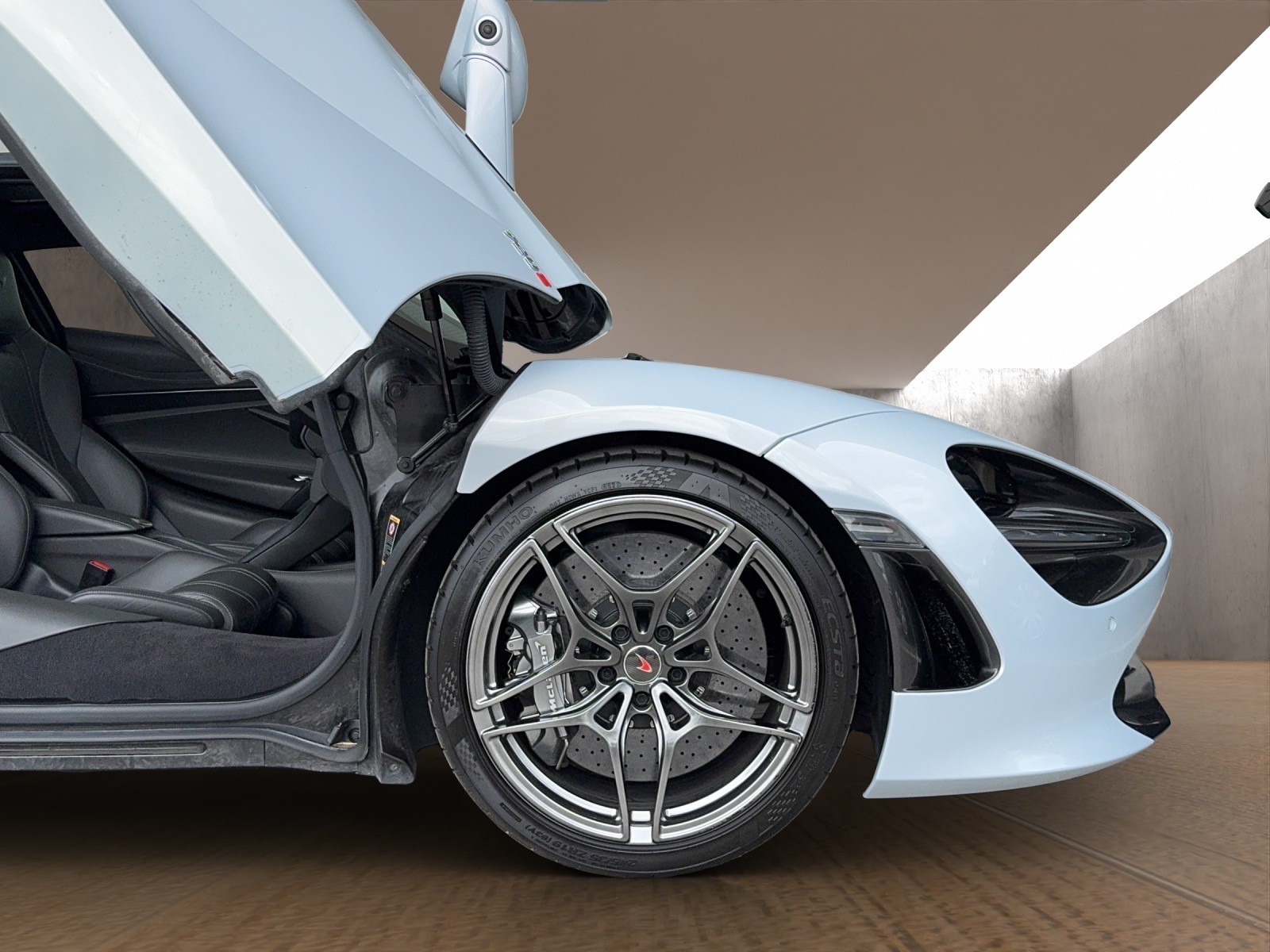 McLAREN 720S Coupé Luxury 4.0 V8 SSG-image-23
