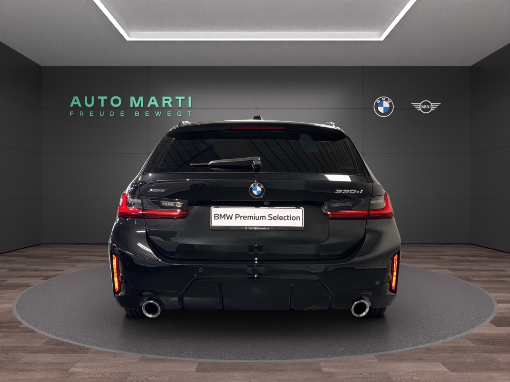 BMW 330d xDr 48V T M Sport-showroom-element-2