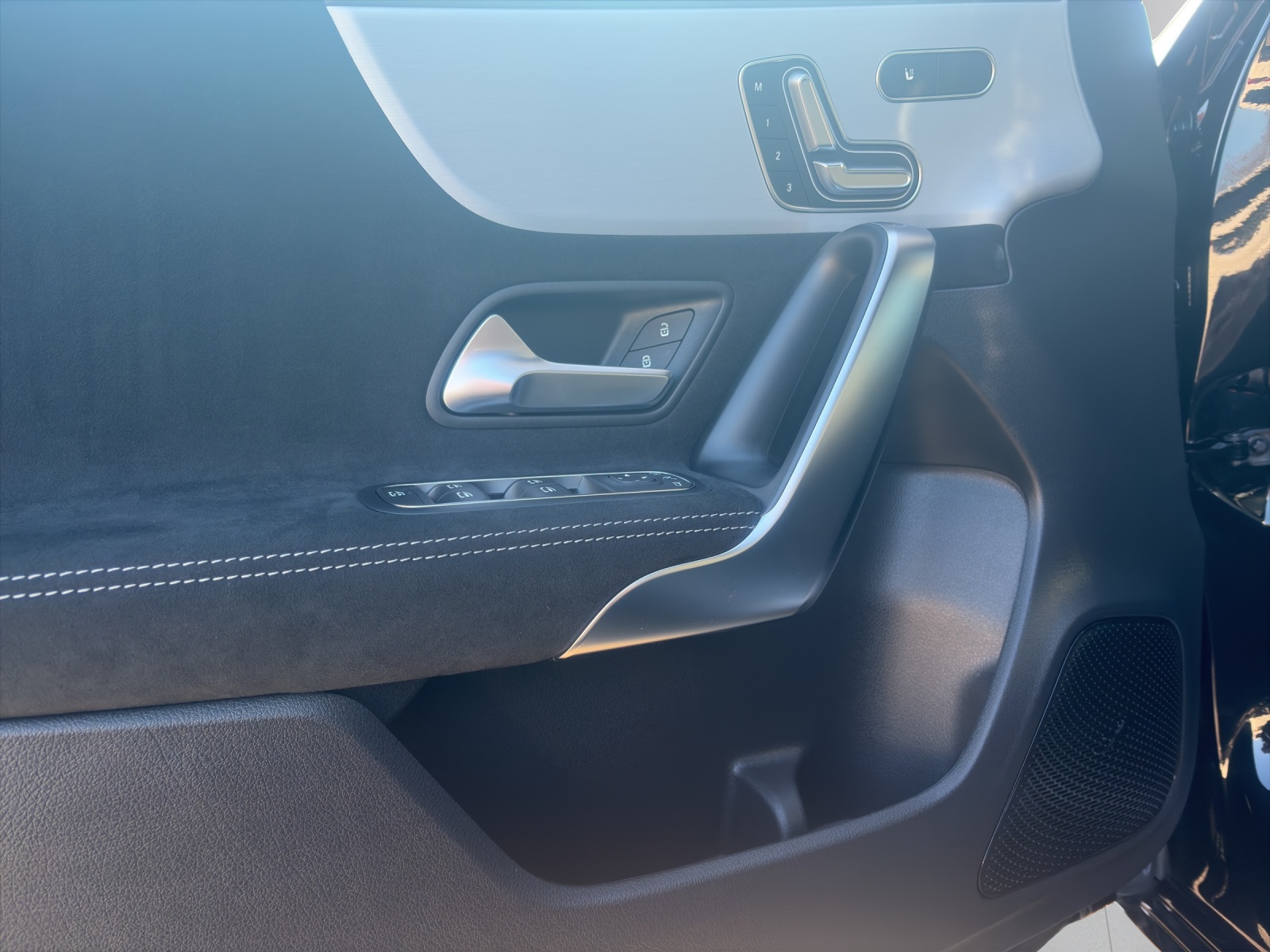 Image MERCEDES-BENZ A-220 A 220 4Matic 8G-DCT