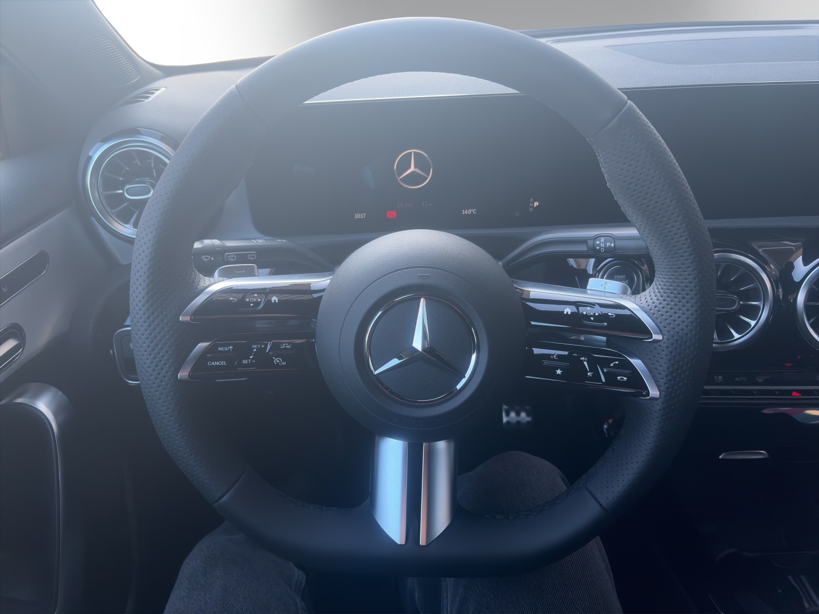 Image MERCEDES-BENZ A-220 A 220 4Matic 8G-DCT