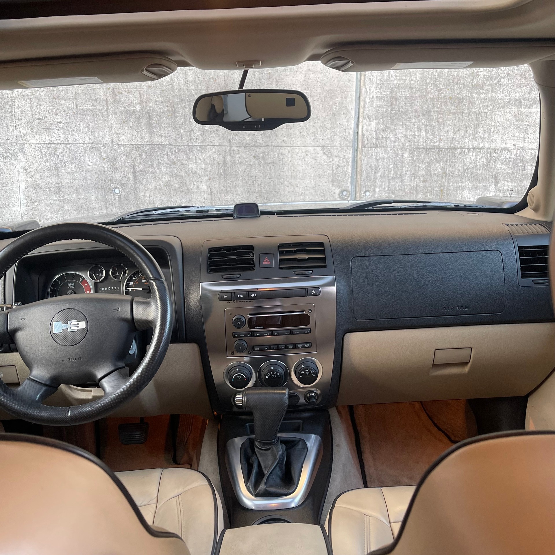 HUMMER H3 3.7 Luxury Automatic-image-17