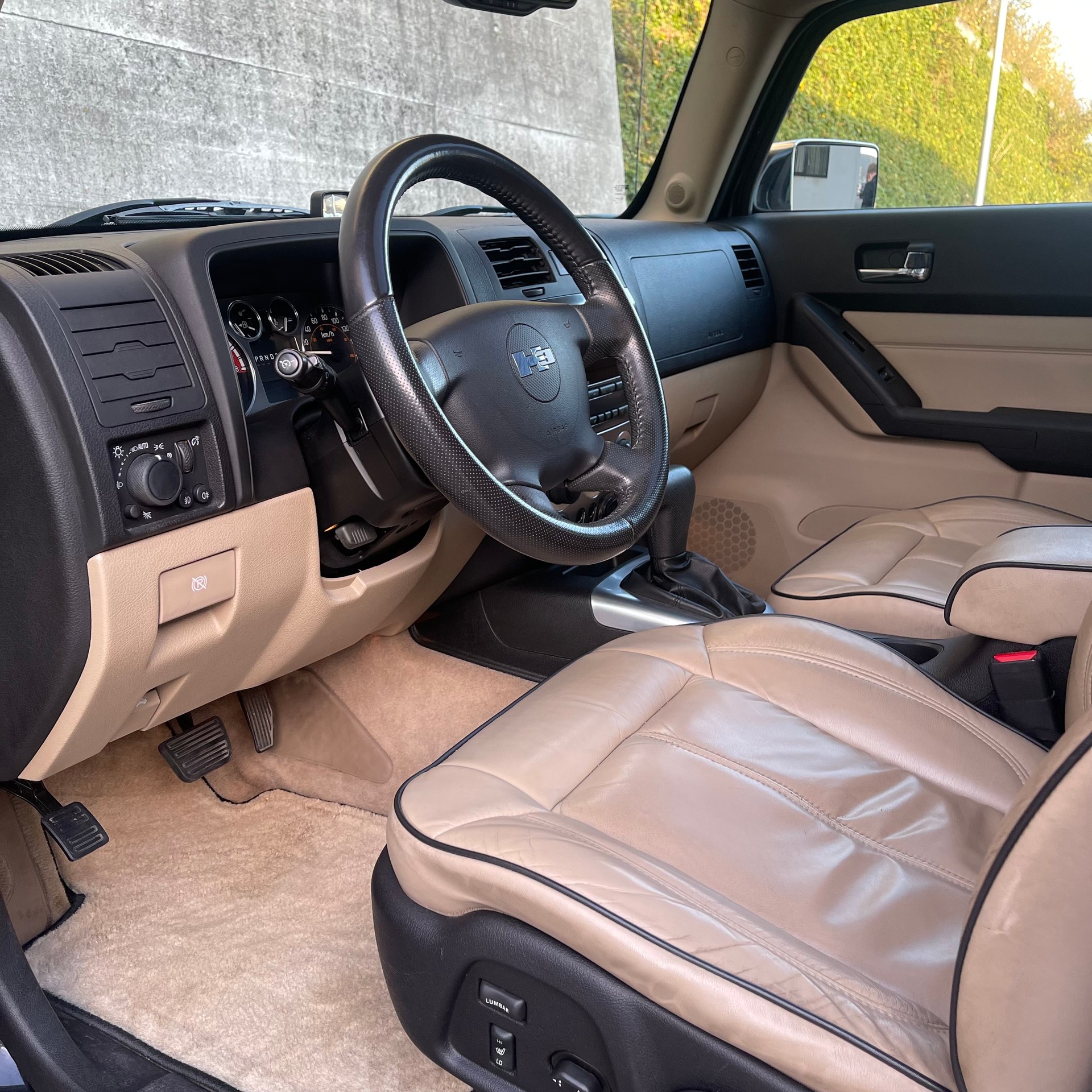 HUMMER H3 3.7 Luxury Automatic-image-13