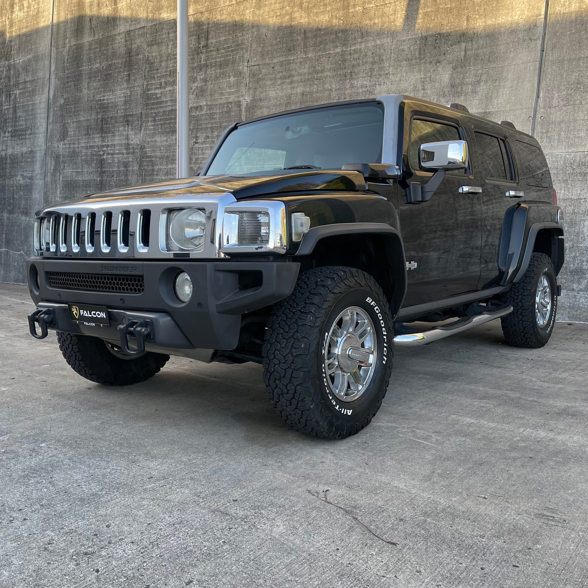 HUMMER H3 3.7 Luxury Automatic-image-2