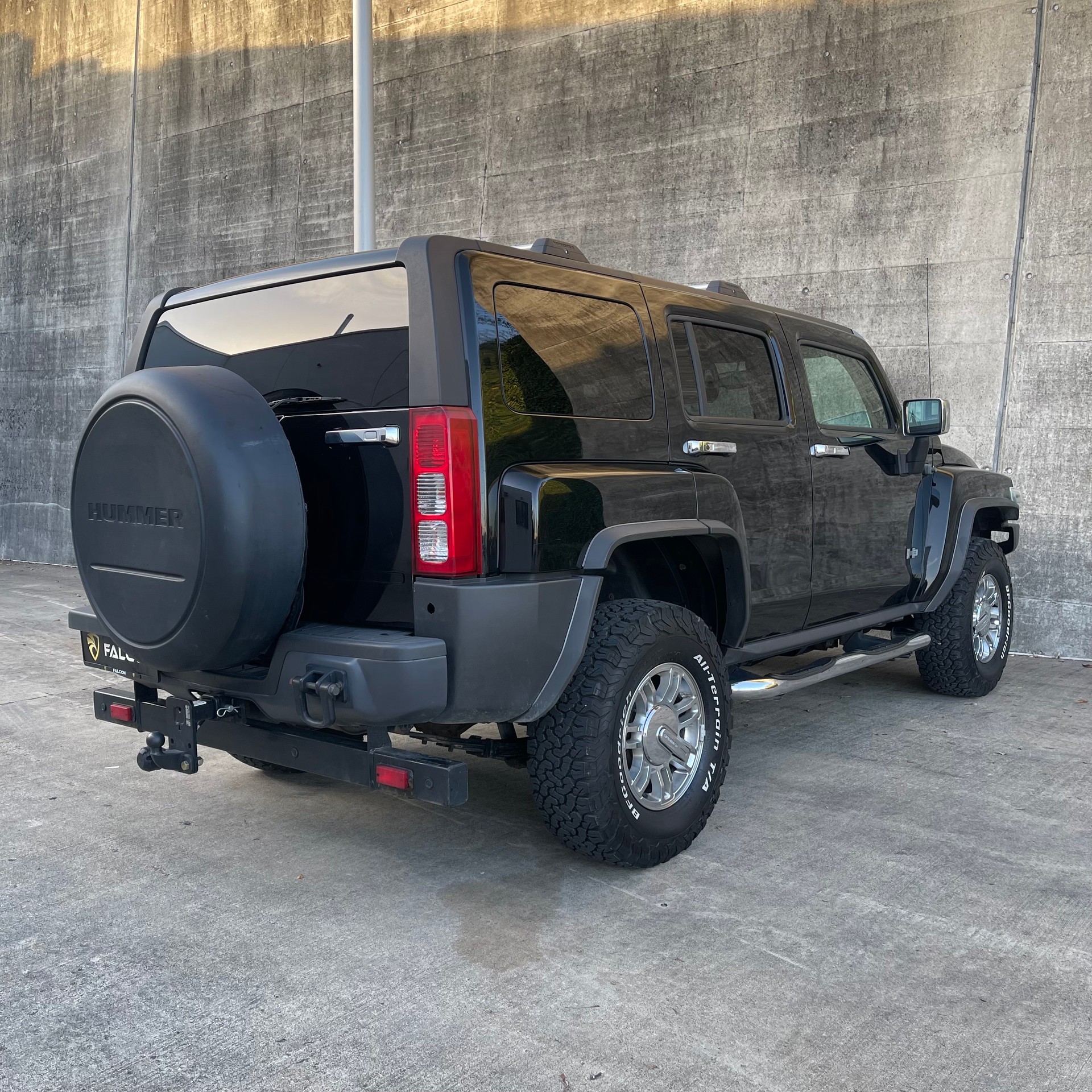 HUMMER H3 3.7 Luxury Automatic-image-8